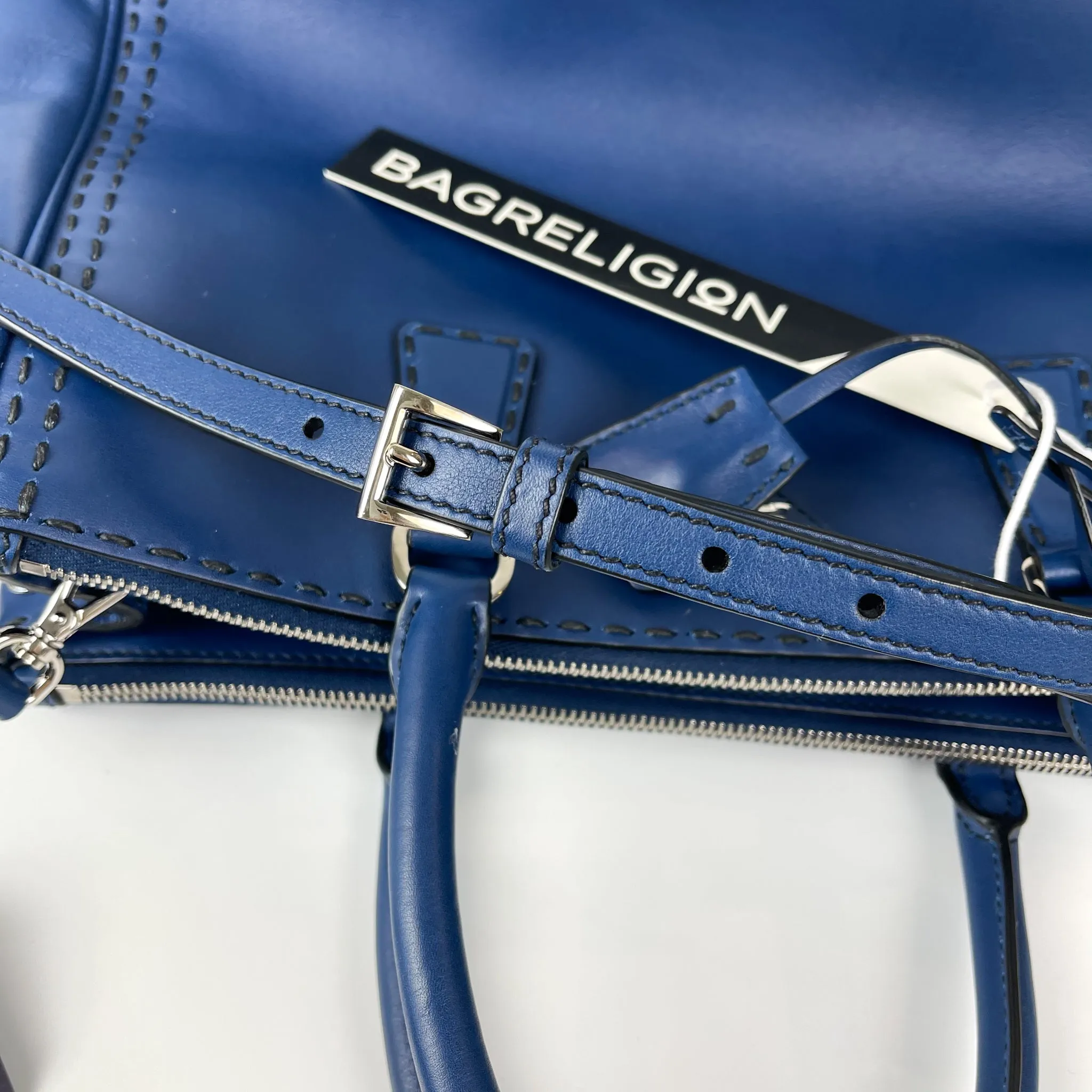 Bluette City Calfskin Stitched Leather Medium Double Zip