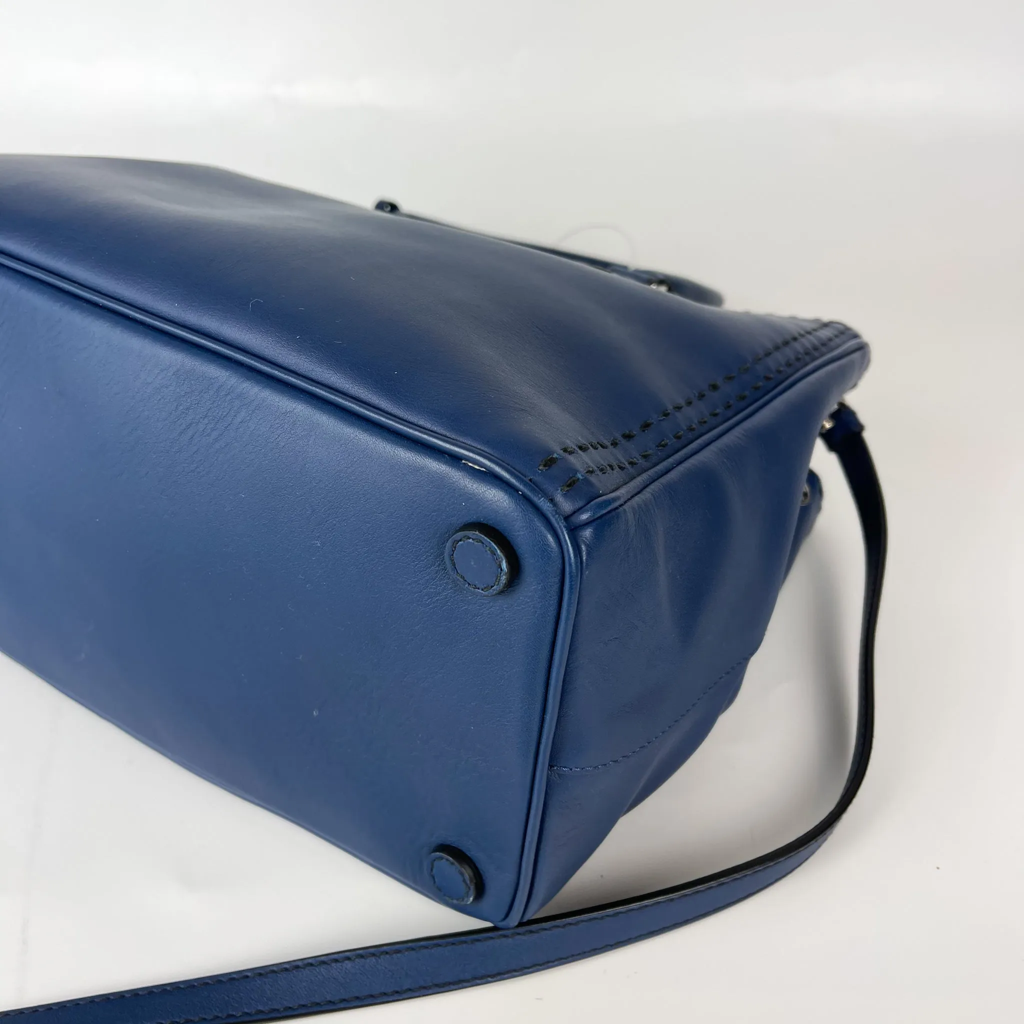 Bluette City Calfskin Stitched Leather Medium Double Zip