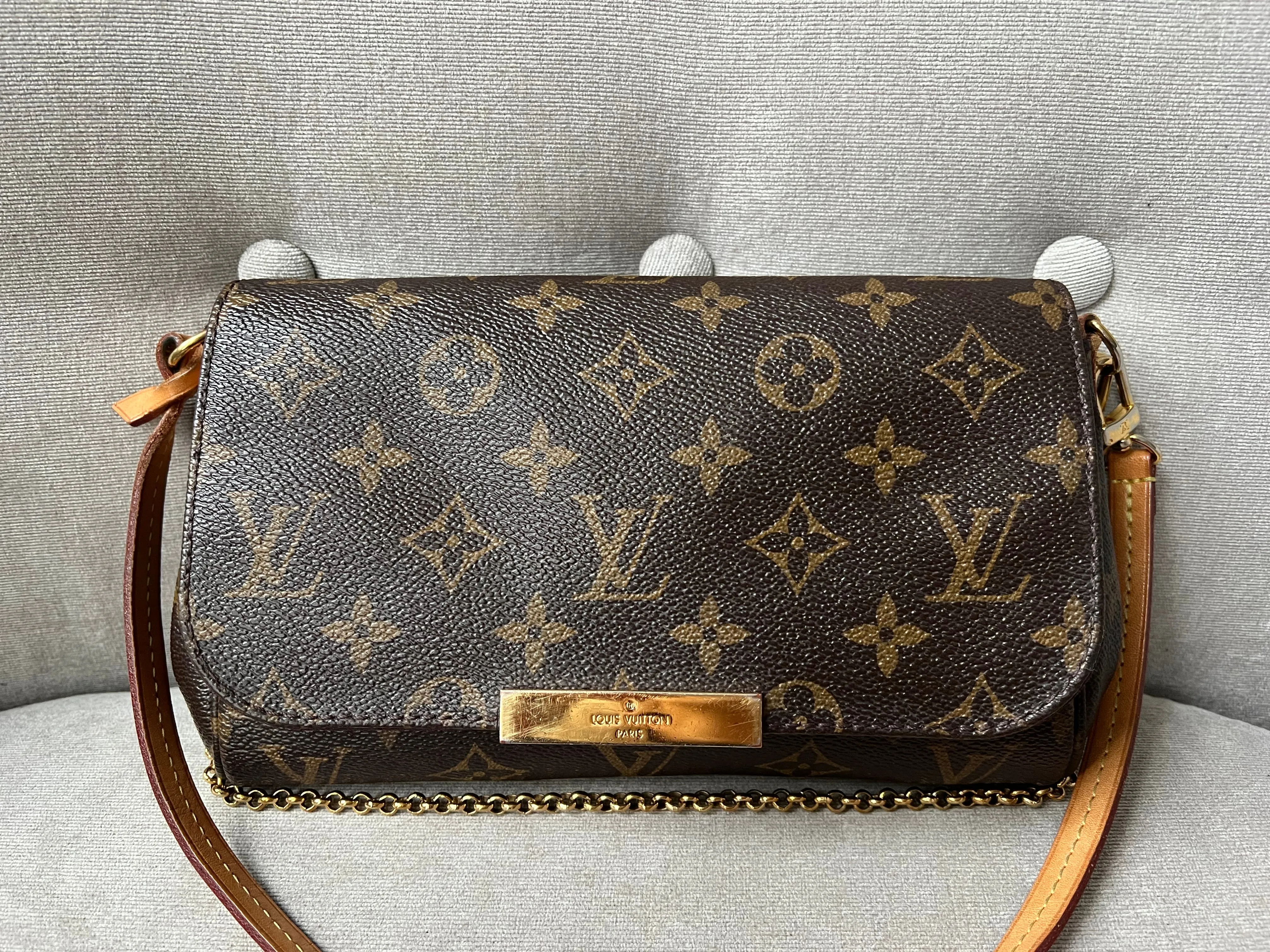 Louis Vuitton Favorite PM Monogram