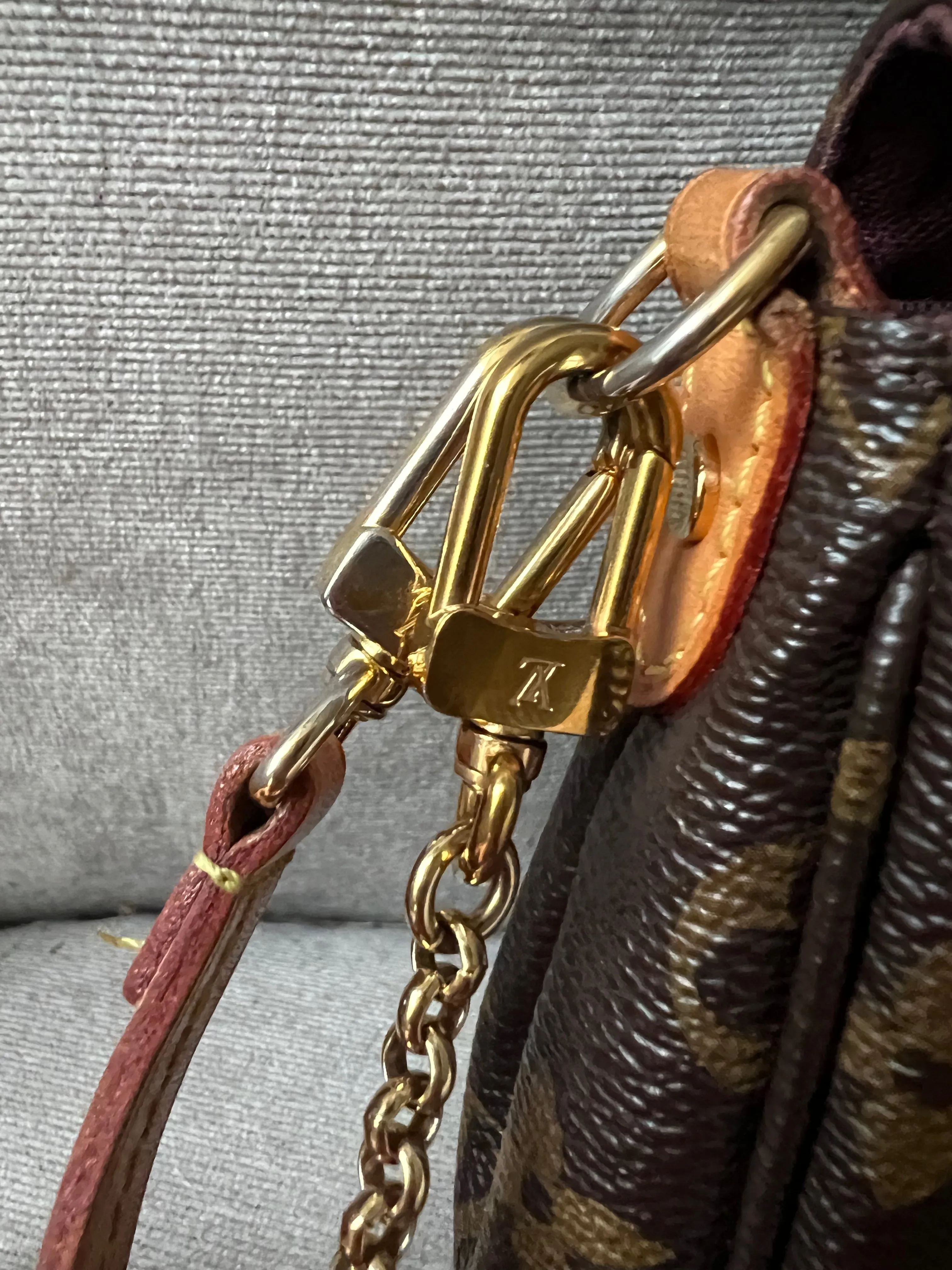 Louis Vuitton Favorite PM Monogram