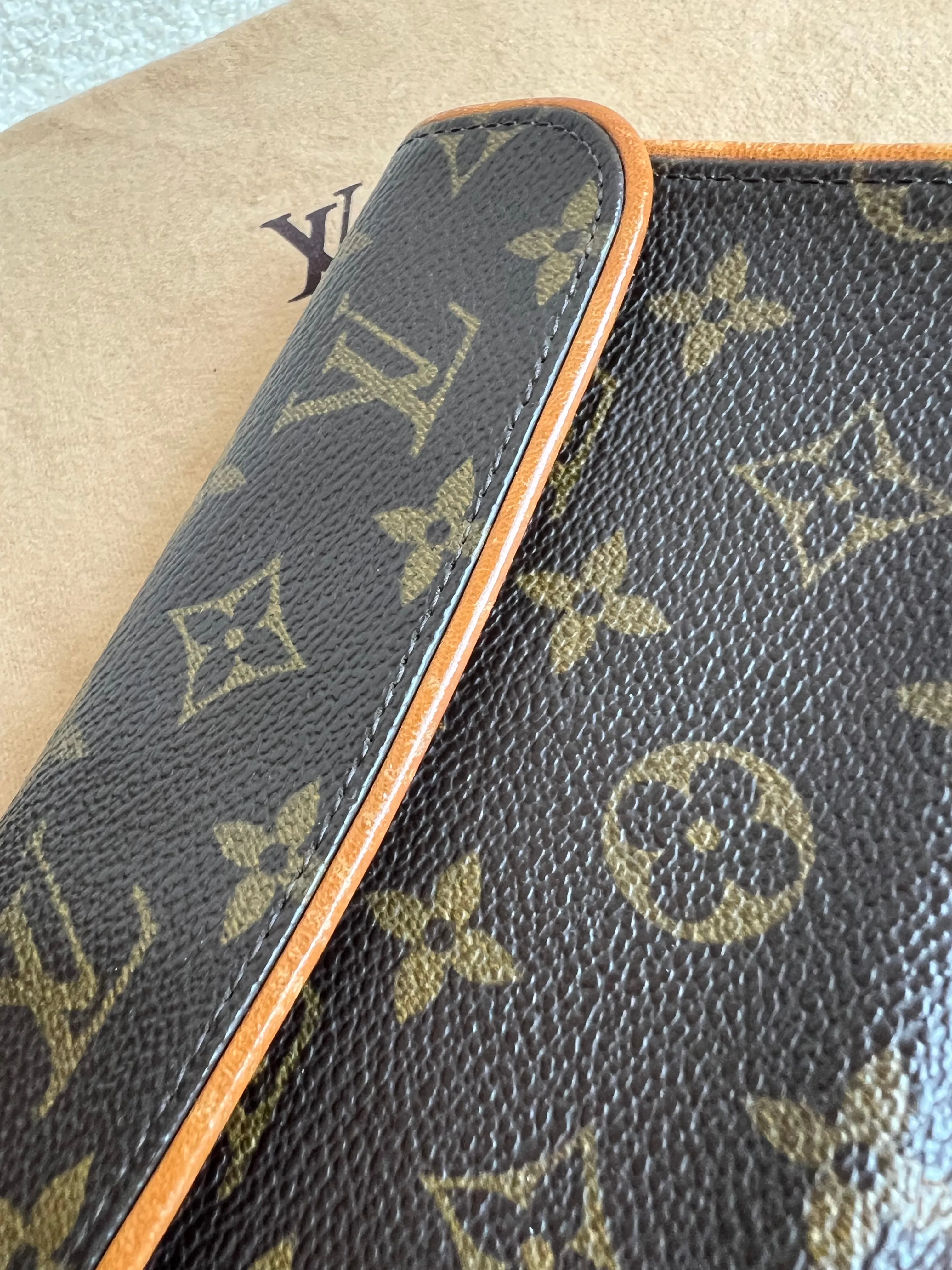 Louis Vuitton Monogram Florentine Belt Bag