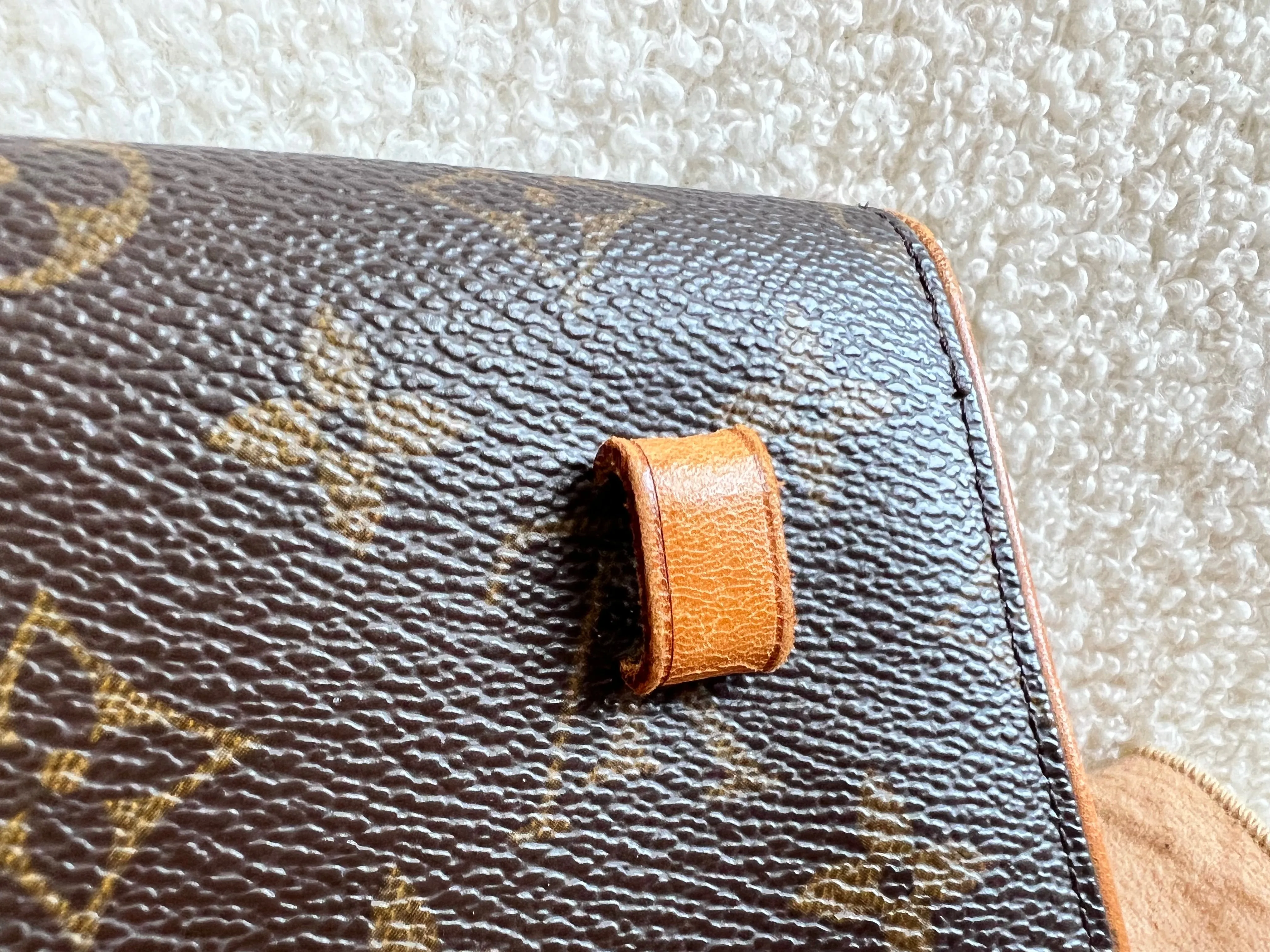 Louis Vuitton Monogram Florentine Belt Bag