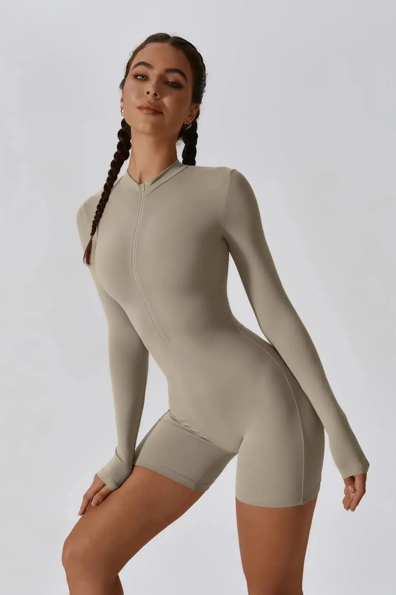 Tahlia – Collar half-zip – Modern activewear romper