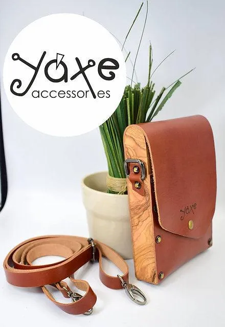 Tampa belt brown bag from leather and wood