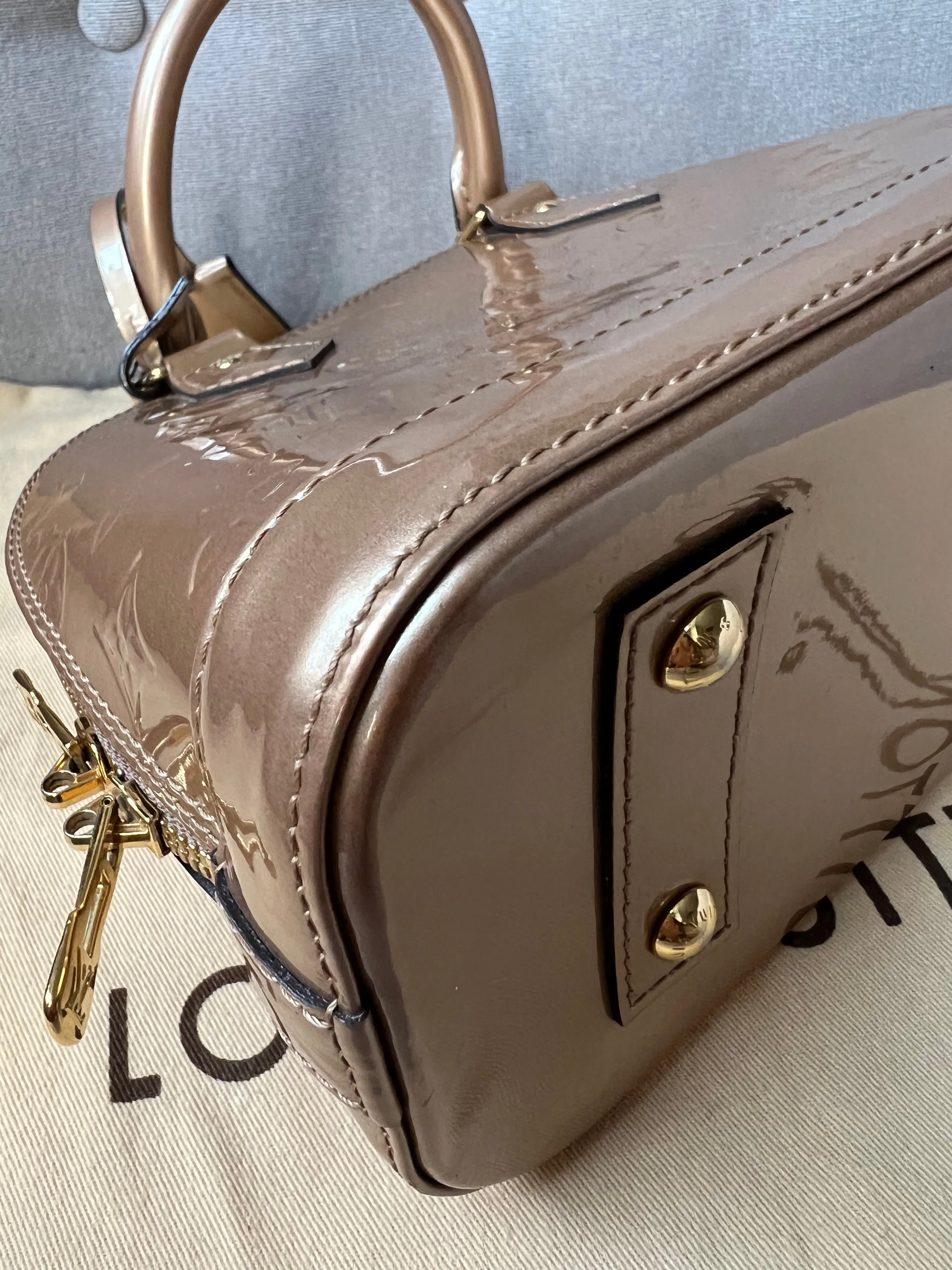 Trendy Inspired Louis Vuitton Alma Gold Vernis Patent Leather (rrp £1590)