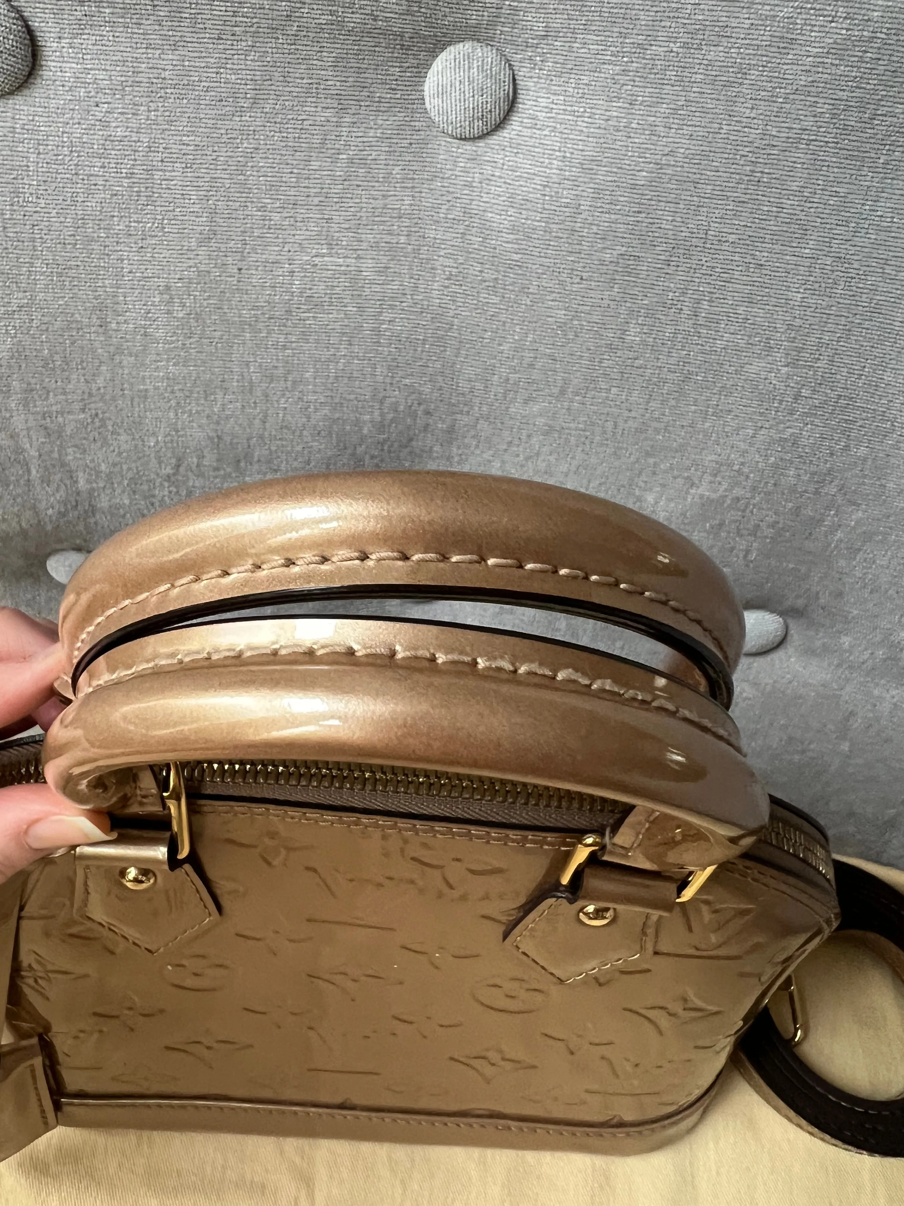 Trendy Inspired Louis Vuitton Alma Gold Vernis Patent Leather (rrp £1590)