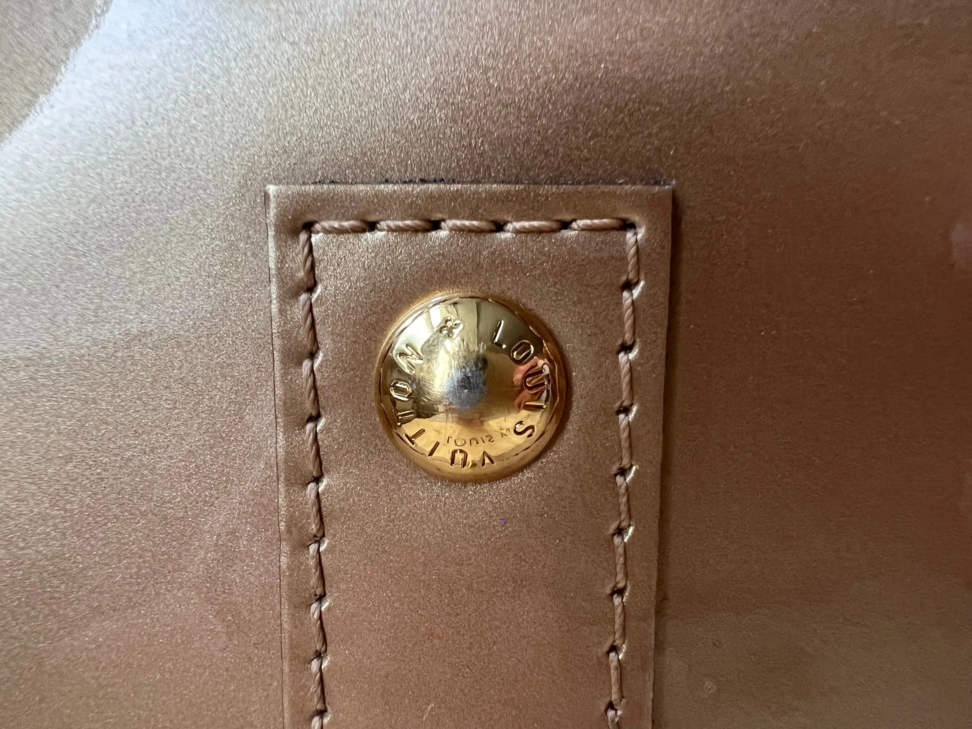 Trendy Inspired Louis Vuitton Alma Gold Vernis Patent Leather (rrp £1590)