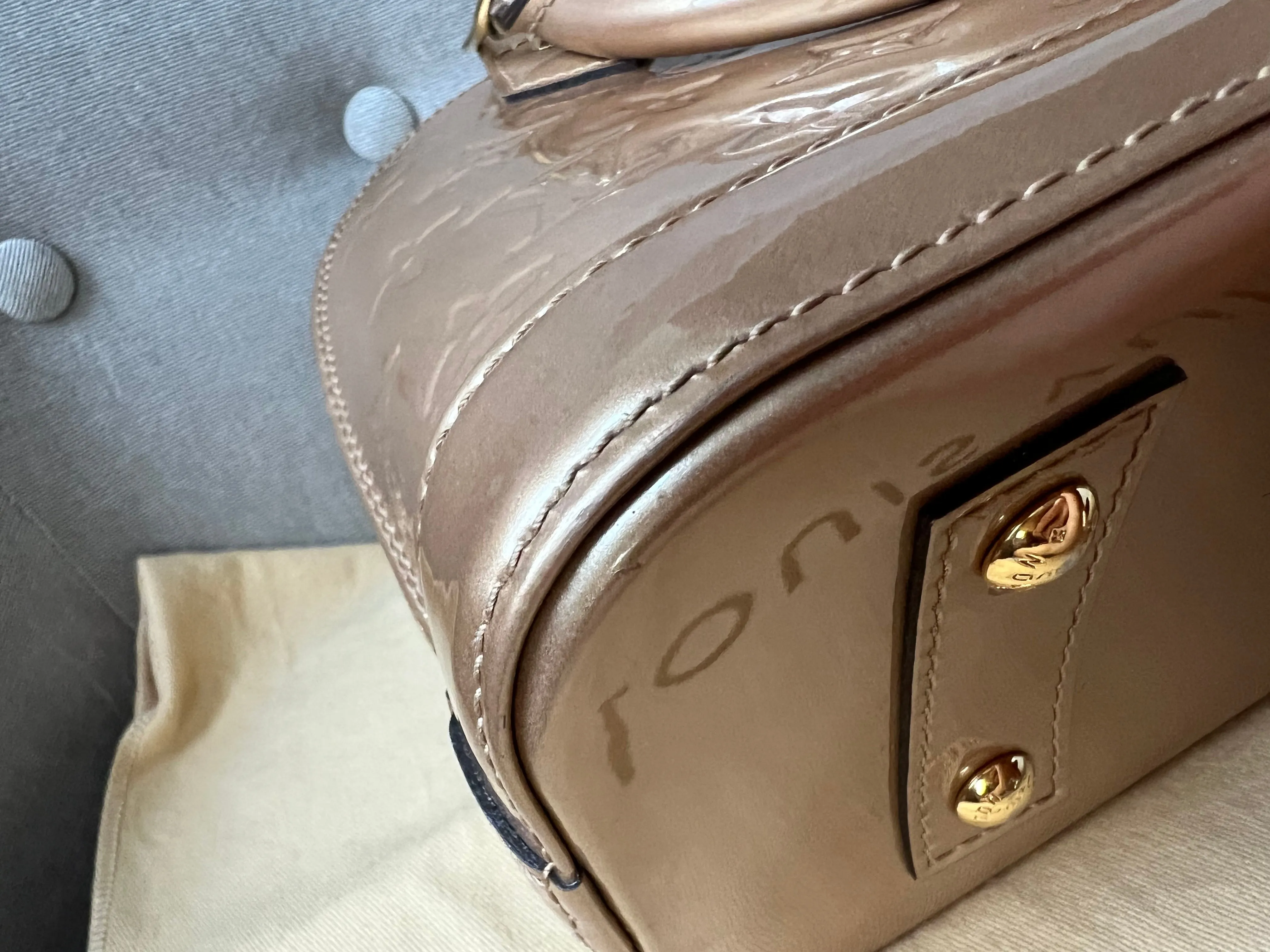 Trendy Inspired Louis Vuitton Alma Gold Vernis Patent Leather (rrp £1590)