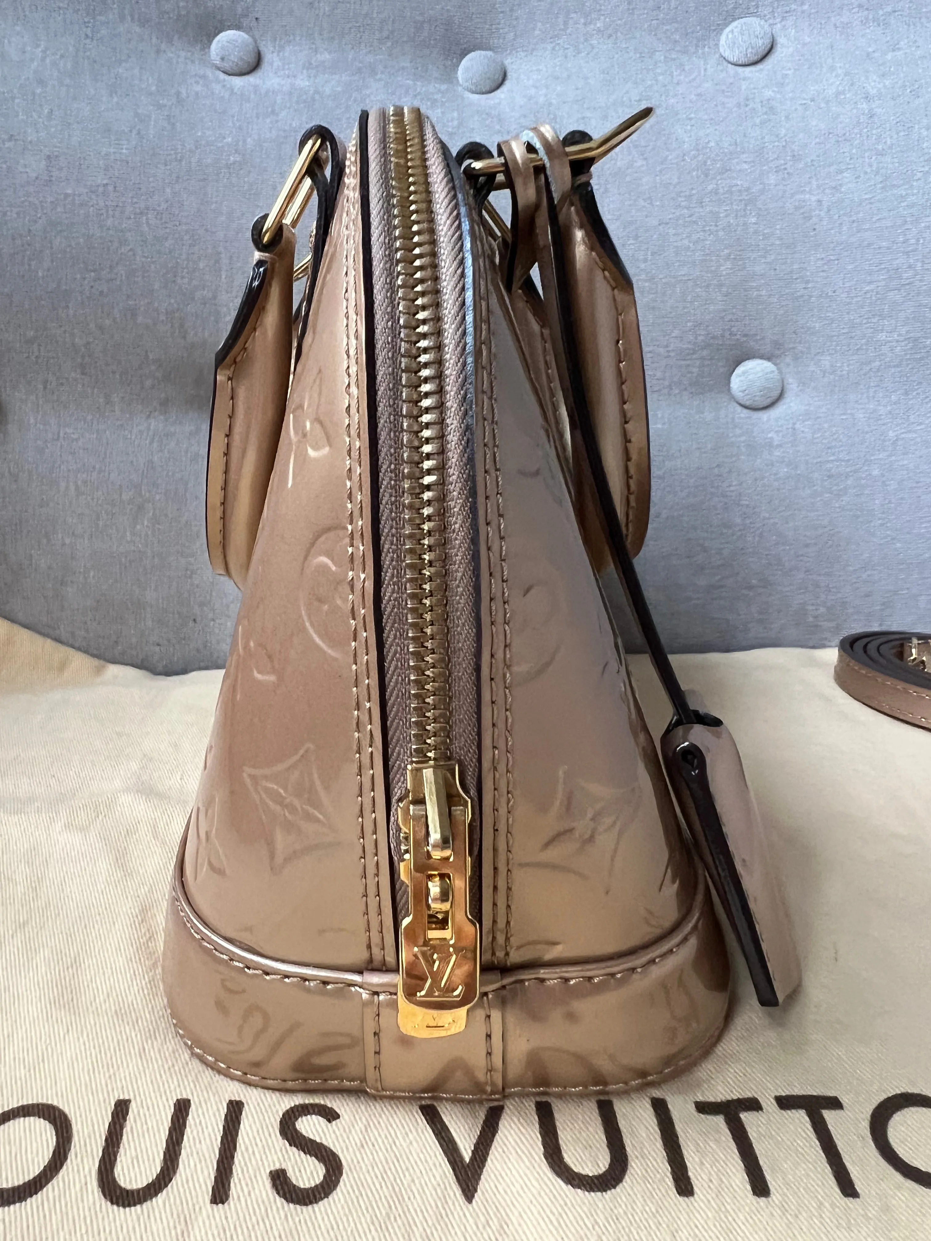 Trendy Inspired Louis Vuitton Alma Gold Vernis Patent Leather (rrp £1590)