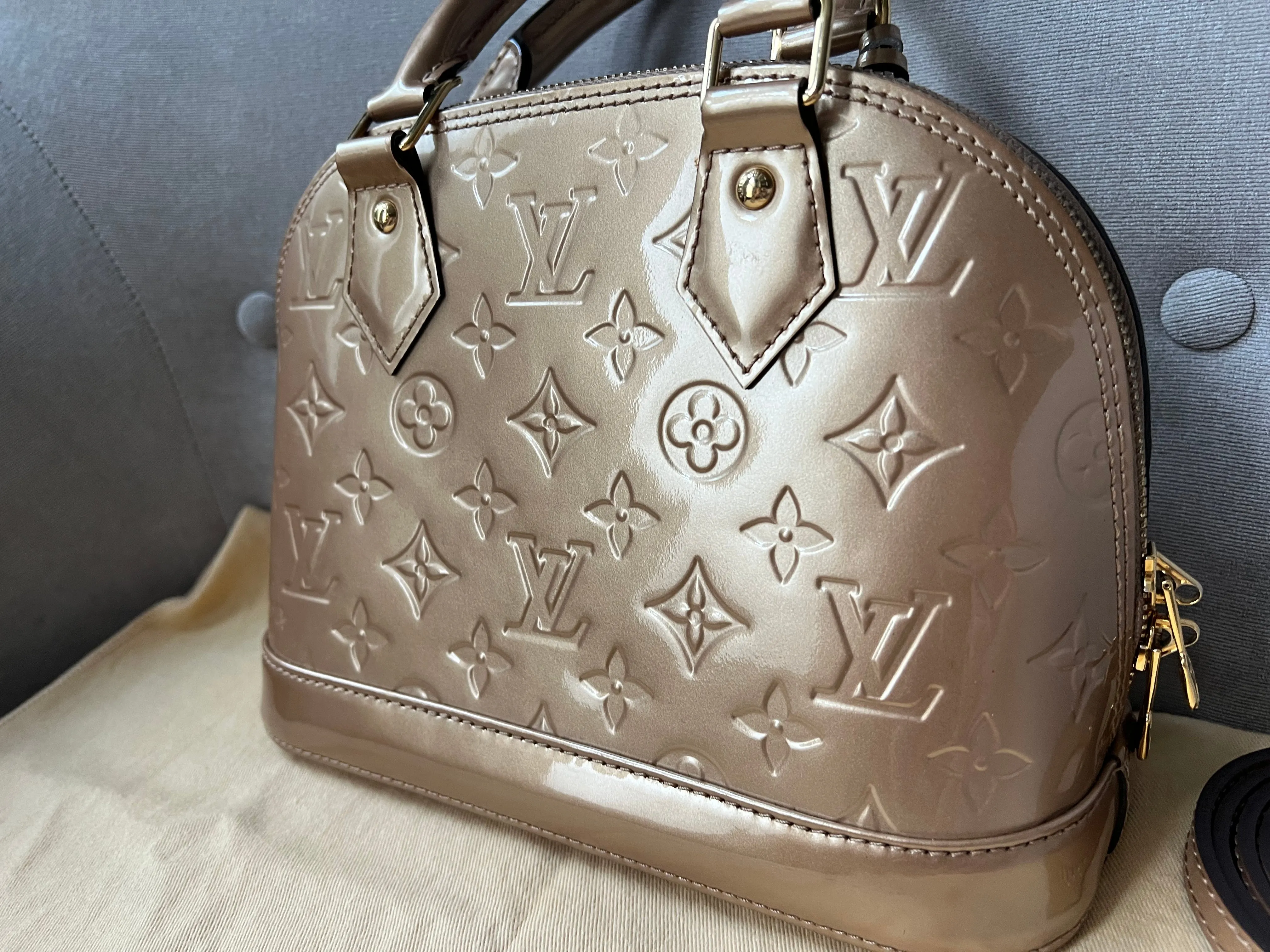 Trendy Inspired Louis Vuitton Alma Gold Vernis Patent Leather (rrp £1590)