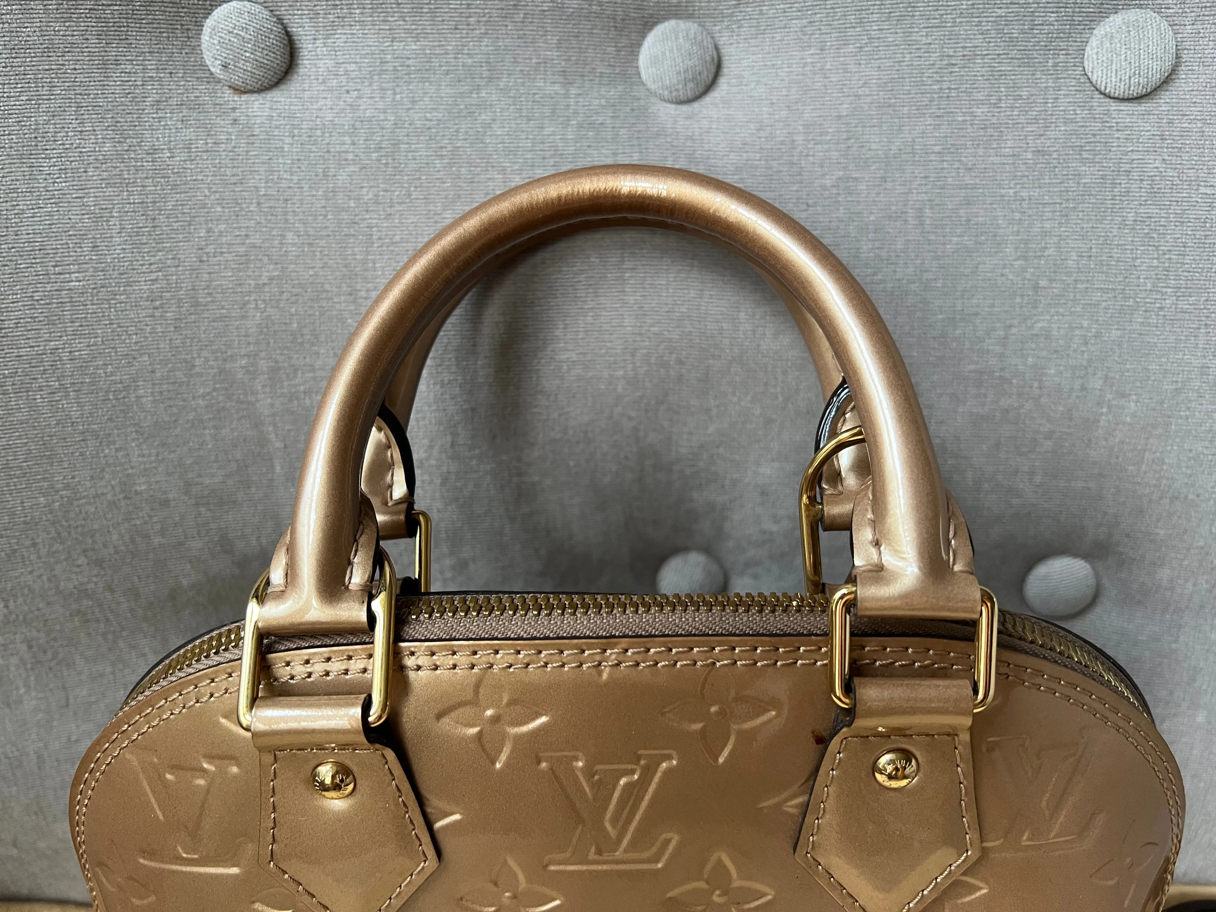 Trendy Inspired Louis Vuitton Alma Gold Vernis Patent Leather (rrp £1590)